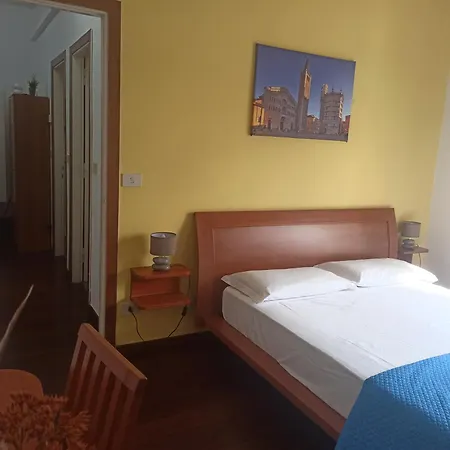 Stanza Maggiore * Parma