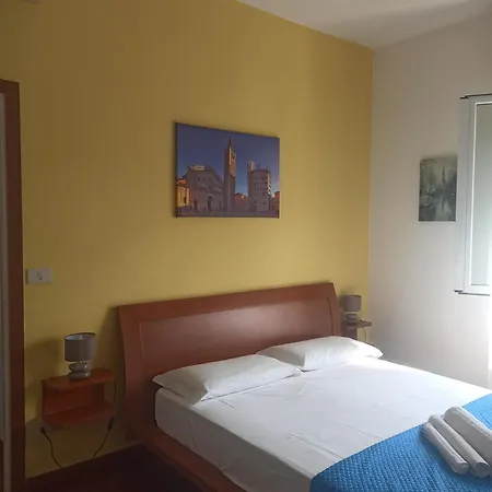 Stanza Maggiore Homestay Parma