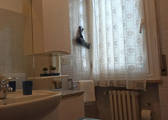 Stanza Maggiore Homestay *