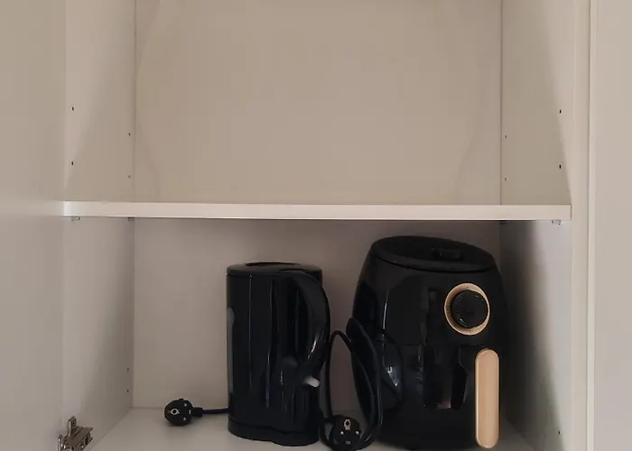 Stanza Maggiore Homestay *